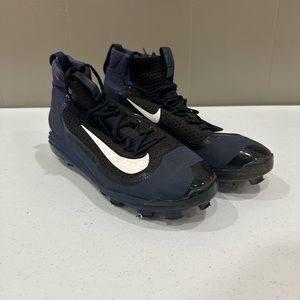 Nike Baseball Cleats (men’s 15)